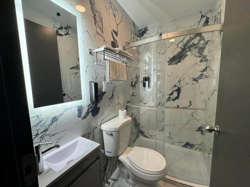 Moon Hotel Brooklyn نيو يورك المظهر الخارجي الصورة
