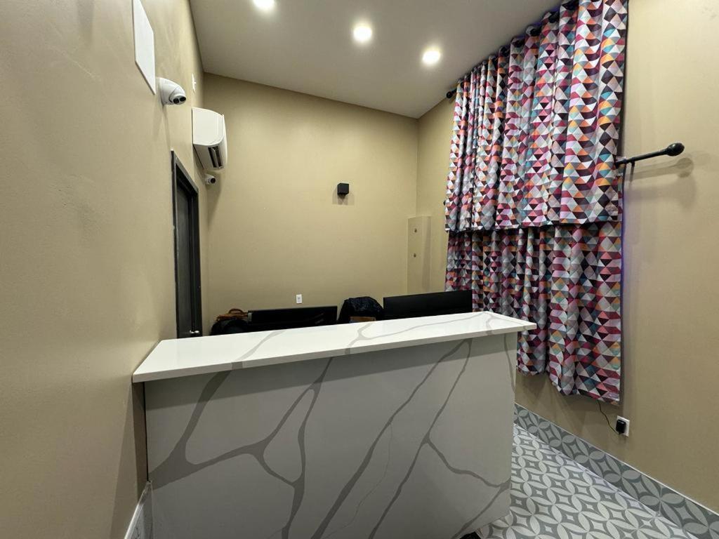 Moon Hotel Brooklyn نيو يورك المظهر الخارجي الصورة